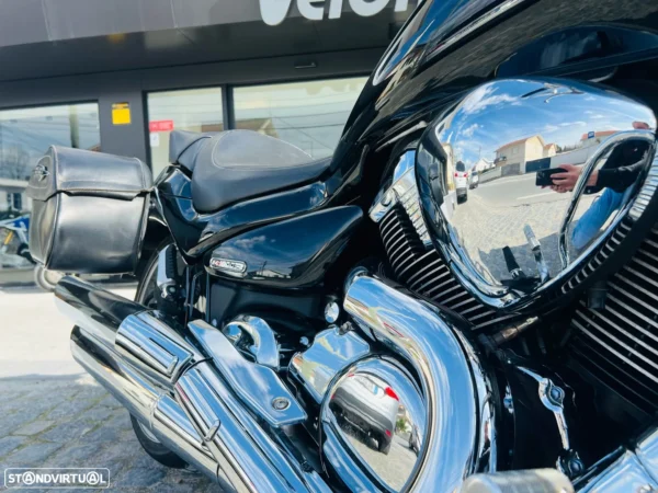 Suzuki Intruder M 1800R - Image 8