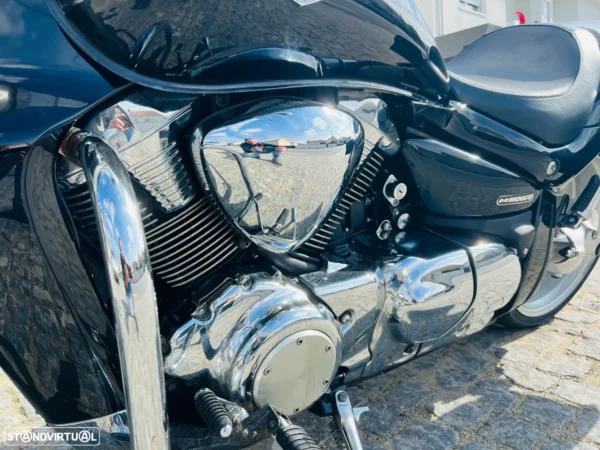 Suzuki Intruder M 1800R - Image 11